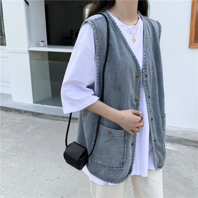 

Denim waistcoat for women's loose clothing new versatile BF Korean sleeveless jacket for spring 2021[It will be finished on May