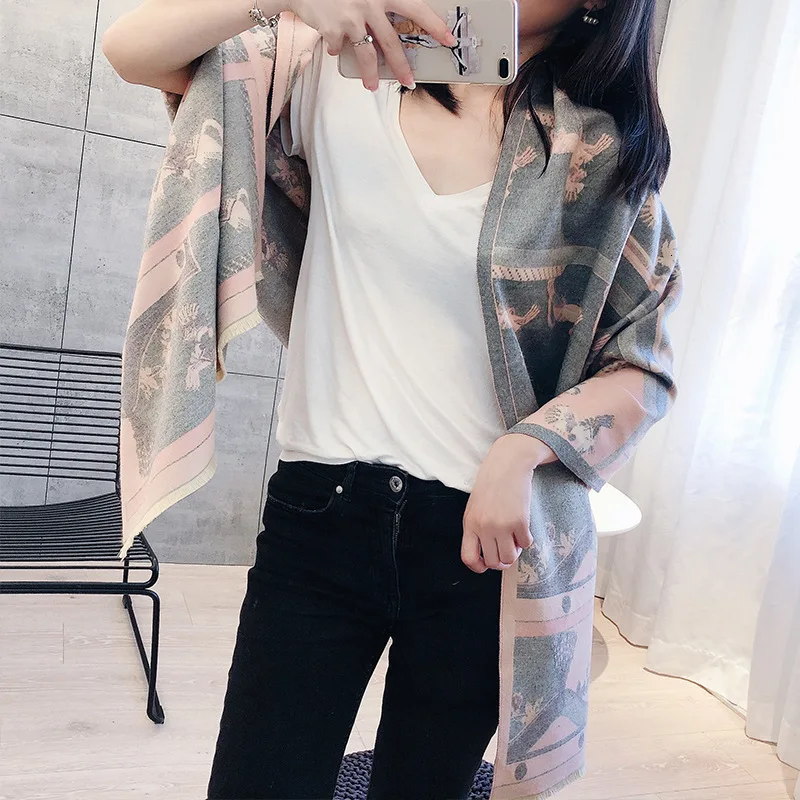 

European and American style ladies fashion popular Carriage pattern printing cashmere shawl warm scarf 2019 Autumn Winter
