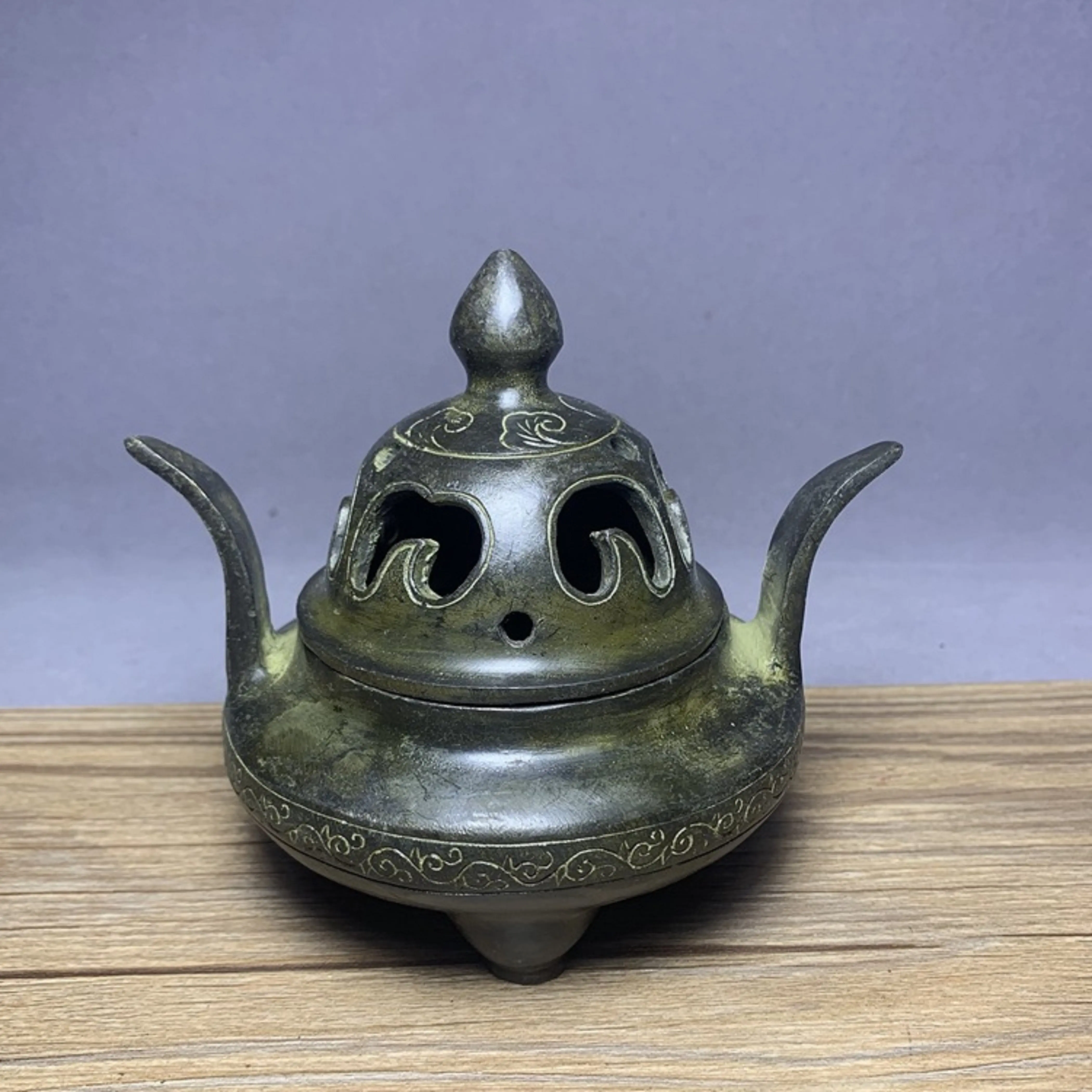 

Antique Vintage fume; fumigate incense burner solid Sand statue brass bronze sandalwood Incense Holders Incense religion Yoga Me