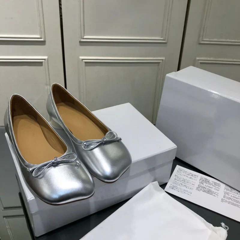 

Brand flat shoes 2021 Summer Fashion Designer Luxury Brand Square Toe Bow New Flat Shoes Women 35-41 Frame Dust Bag