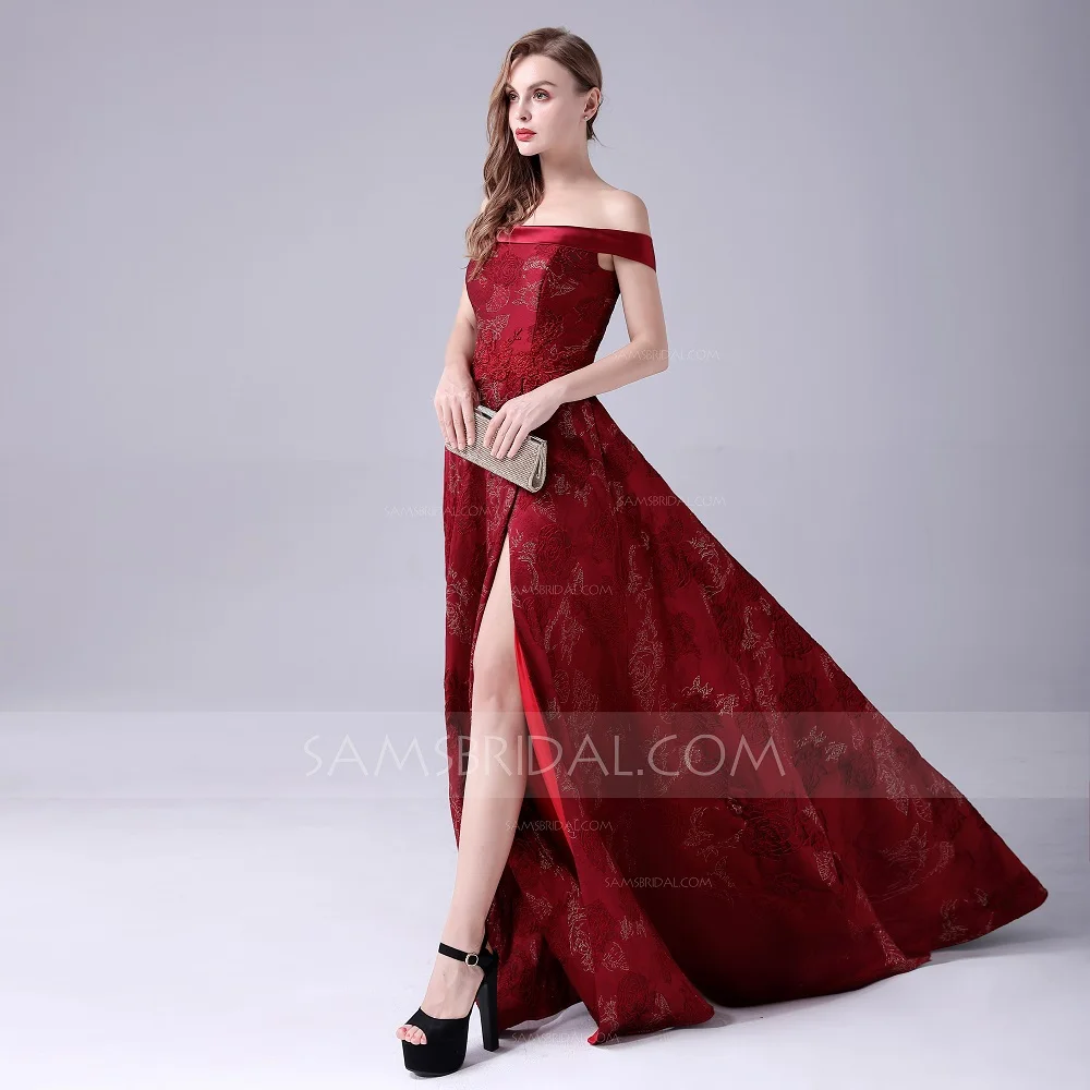 Ball Gown Off-the-shoulder Floor-length Polyester Evening Dress with Embroidery Pattern |