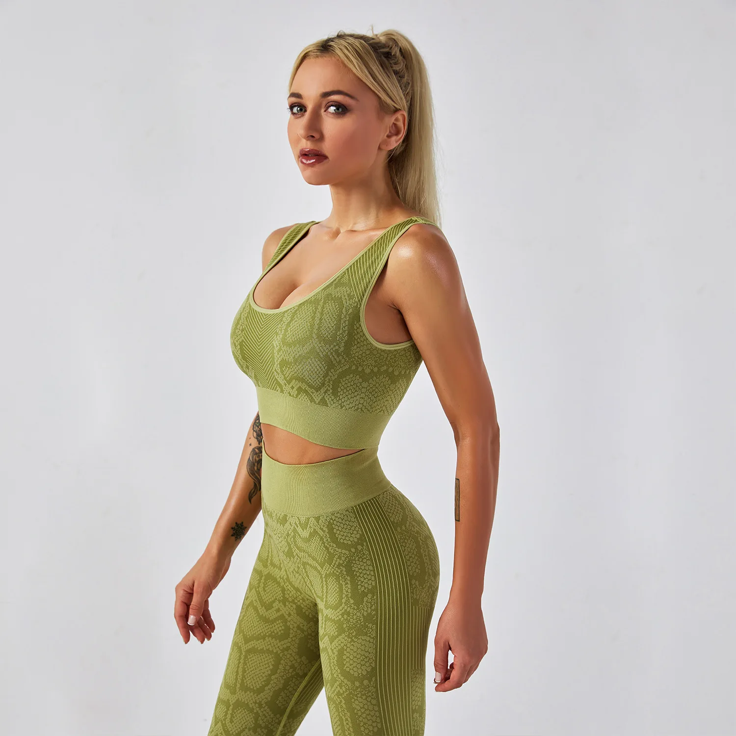 

Snake Printing Yoga Suit Seamless Workout Sports Vest Breathable Shaping High Waist Pant