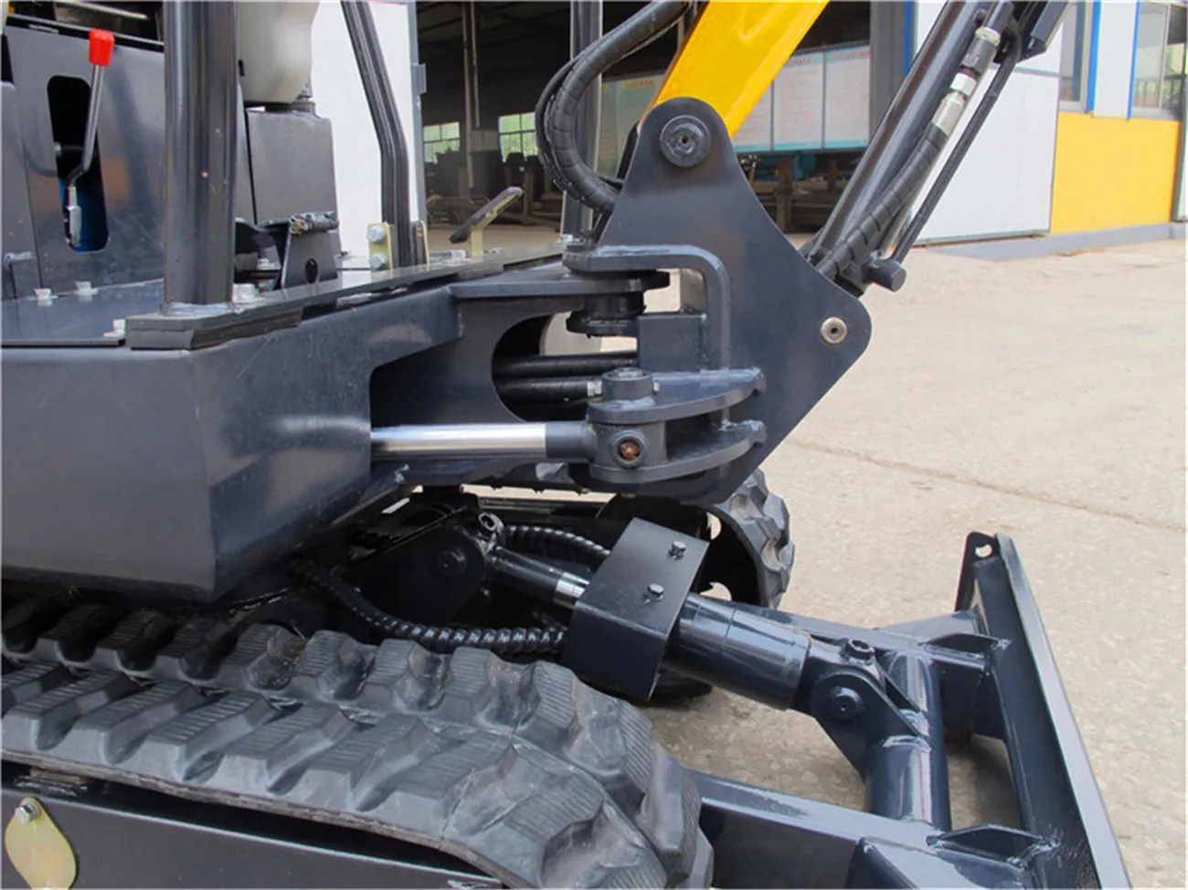 

WE18 Joystick mini crawler excavator with rotating bucket