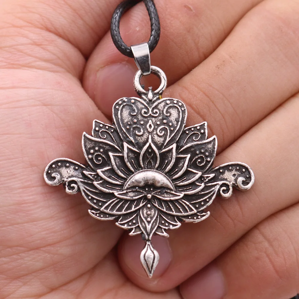 

Vintage Mandala Metal Necklace Pendant In The Shape Of Ancient Indian Yoga Flower Amulet Geometric Religious Viking Wicca 2021