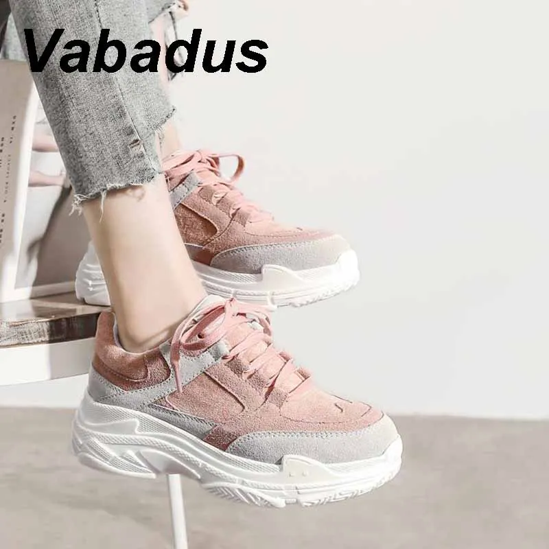 

Vabadus New Clunky Sneakers Women Platform Flats Lace Up Round Toe Solid Creepers Female Casual Fashion Comfort Shoes yd729