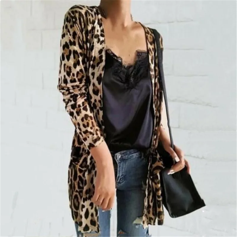 

Coats & Jackets