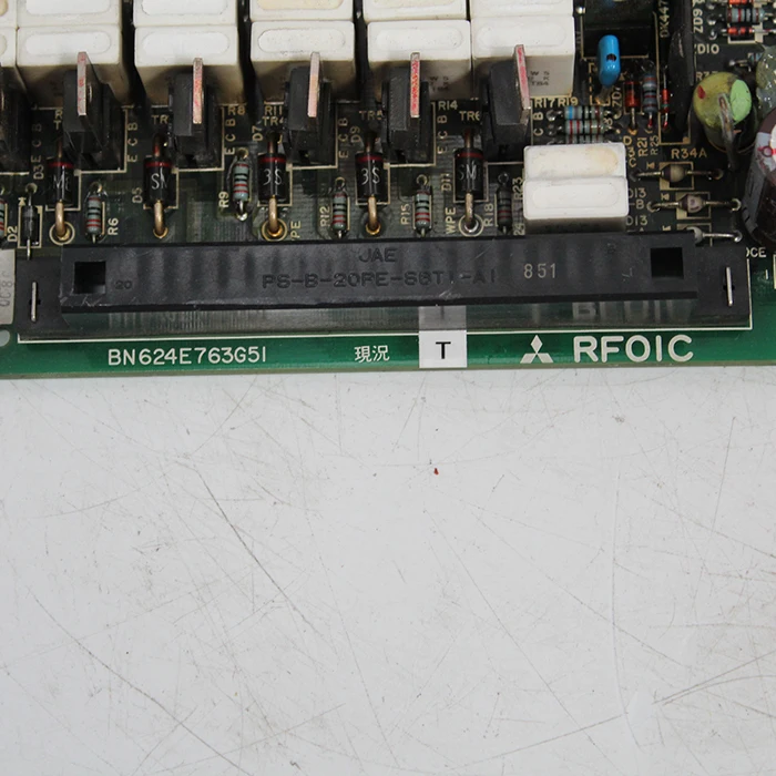 Плата сервопривода RF01C BN624E763G51 RFOIC FRO1C используется в хорошем состоянии с 3