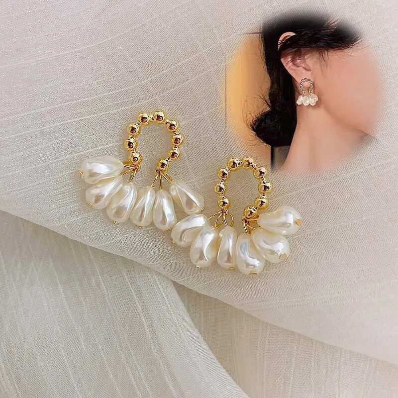 

Popular White Simulated-pearl Tassel Stud Earrings Ear Stud Woman Party Jewelry Girls Xmas Gifts