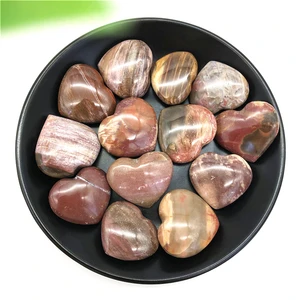 Натуральное окаменелое дерево 25-40 мм, кристалл, сердце, лечебное украшение, натуральные камни и минералы