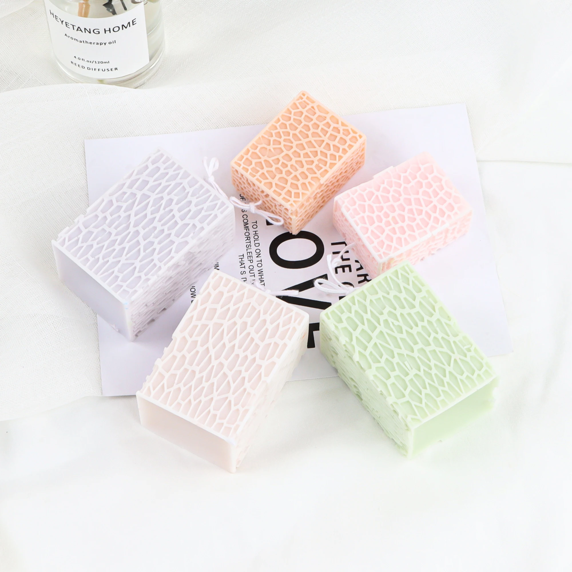 Форма для свечей креативная форма изготовления в виде сетки из кубовидной люфы