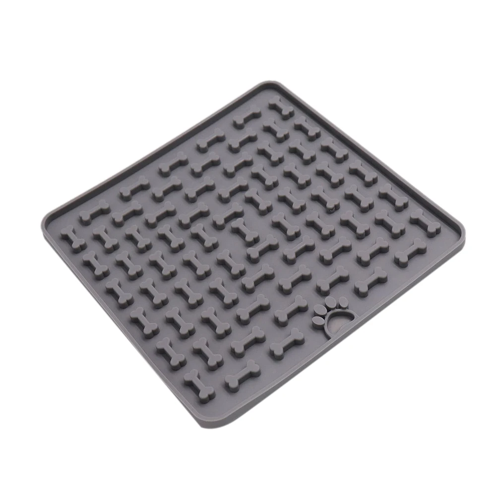

1pcs Silicone Dog Feeding Lick Mat Pet Dog Feeder Bowl For Bath Distraction Device Dog Slow Food Sucker Lick Pad Pet Supplies