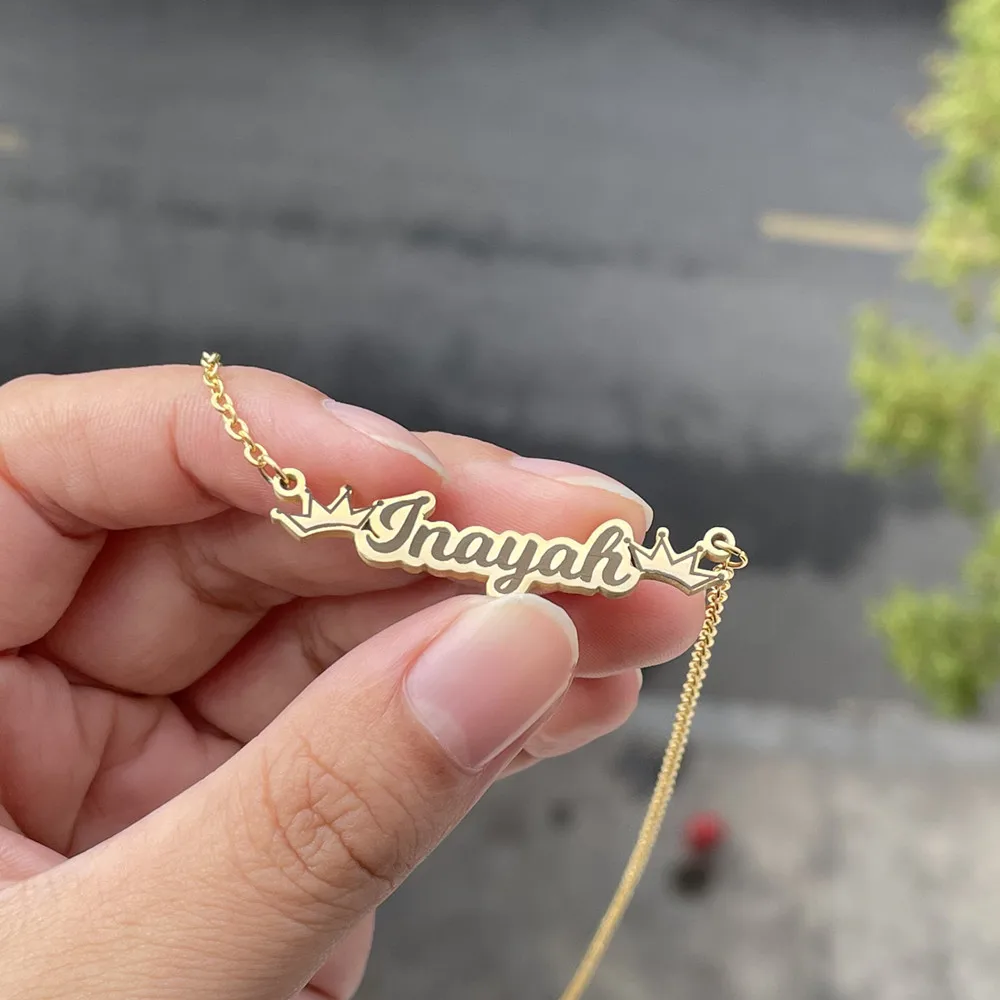Rose Flower Crown Custom Name Necklace Stainless Steel Vacuum Electroplating Laser Engraving Necklace Hip Hop Nameplate Pendant