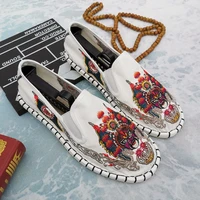 hot chinese style embroidered men casual shoes slip on loafers men canvas shoes lightweight breathable flat shoes men mocasines