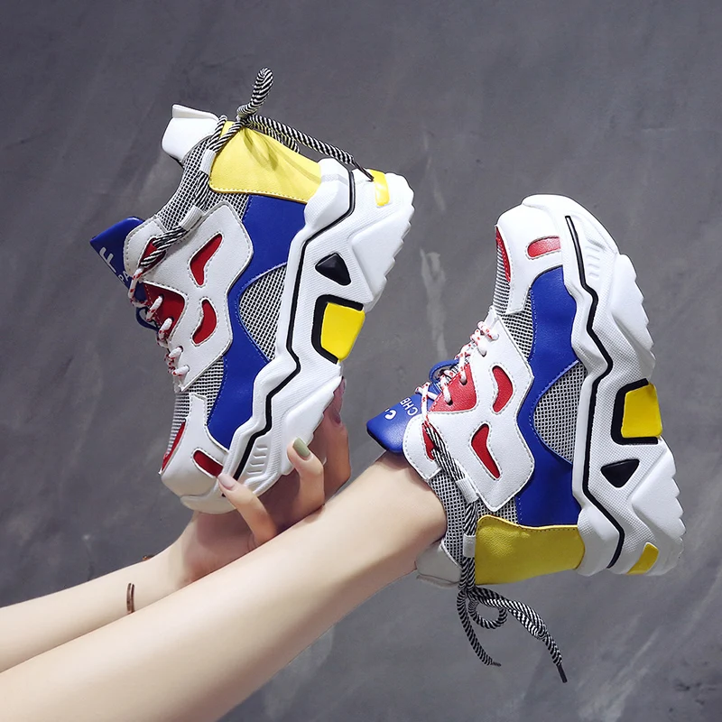 Женские кроссовки на платформе повседневные толстой подошве высокий каблук 9 см