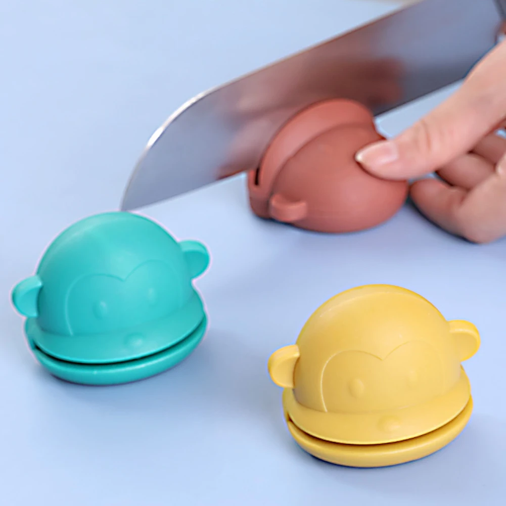 

New Multifunction Cartoon Frog Shape Design Mini Knife Sharpener Kitchen Tools Grindstone Scissors Kitchen Gadgets Kitchen Tools
