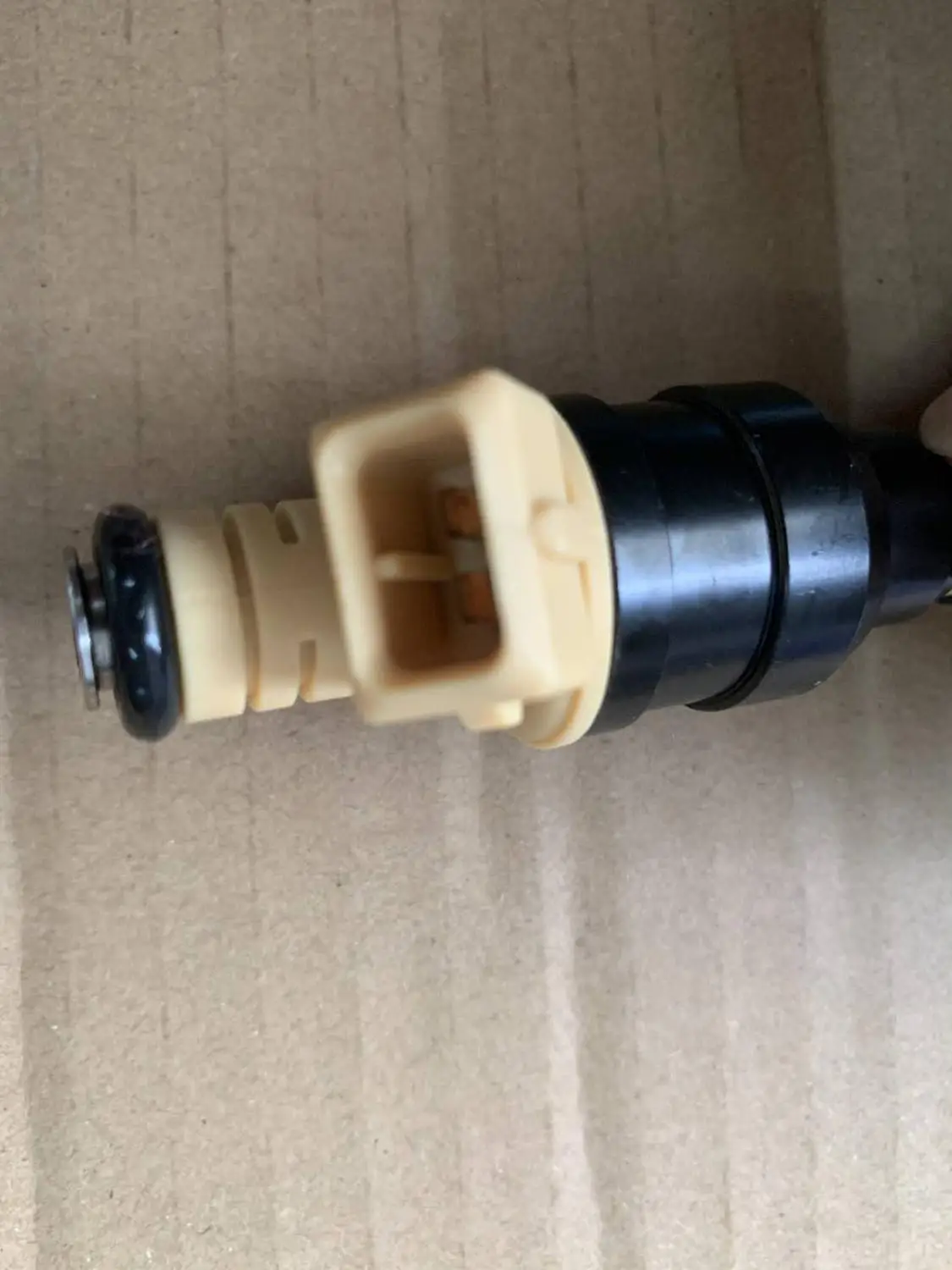 

4pieces Fuel Injector Nozzle 0280150210 For BMW K75 Car accessories fast delivery High quality Good services