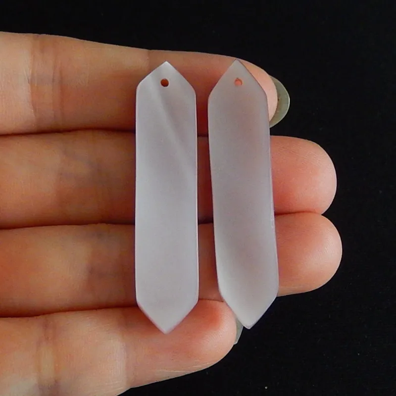 

Natural Conch Shell fashion Earring beads pair 45x10x3mm,6.6g