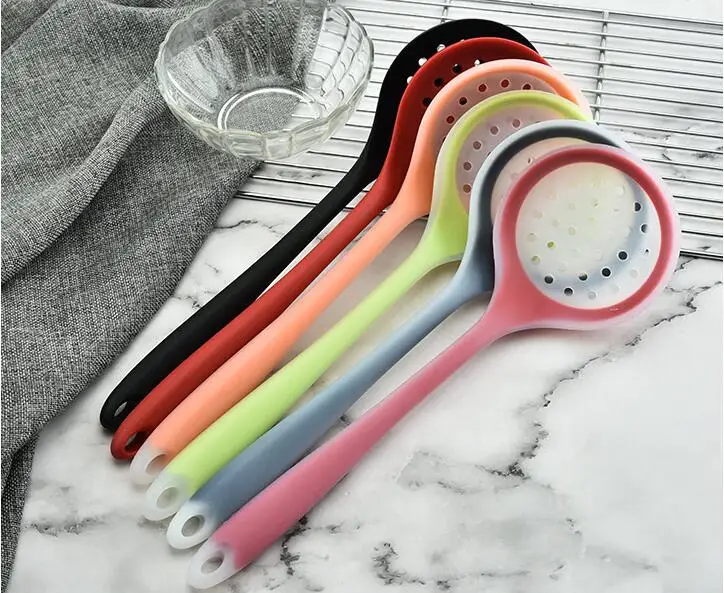 

1PC Food Grade Silicone Colander Shovel Strainers Spoon Colorful Kitchen Scoop Drainage Colanders Kitchen Gadget