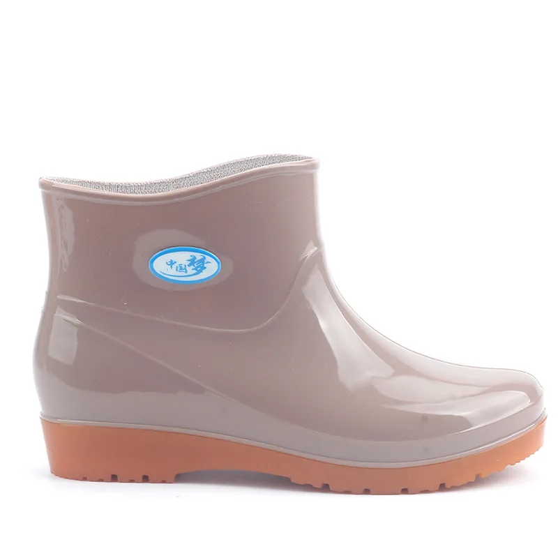 Женские резиновые сапоги на низком каблуке с круглым носком водонепроницаемые