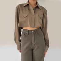 women spread collar boxy cropped jacket with pockets detail y100
