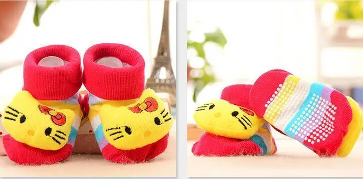 Kawaii/1 пара; хлопковые носки для малышей; нескользящие носки-тапочки с резиновой подошвой для детей ясельного возраста; сезон осень-весна; модные носки с милыми рисунками животных для новорожденных