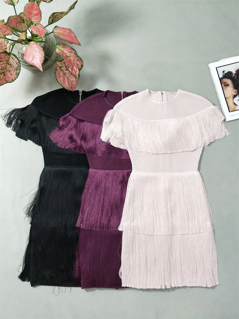 Женское Бандажное платье с бахромой розовое фиолетовое черное облегающее