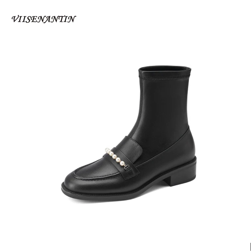 

Новые стильные короткие ботинки из воловьей кожи с жемчужной цепочкой на плоской резинке однотонные ботинки с круглым носком на толстом ка...