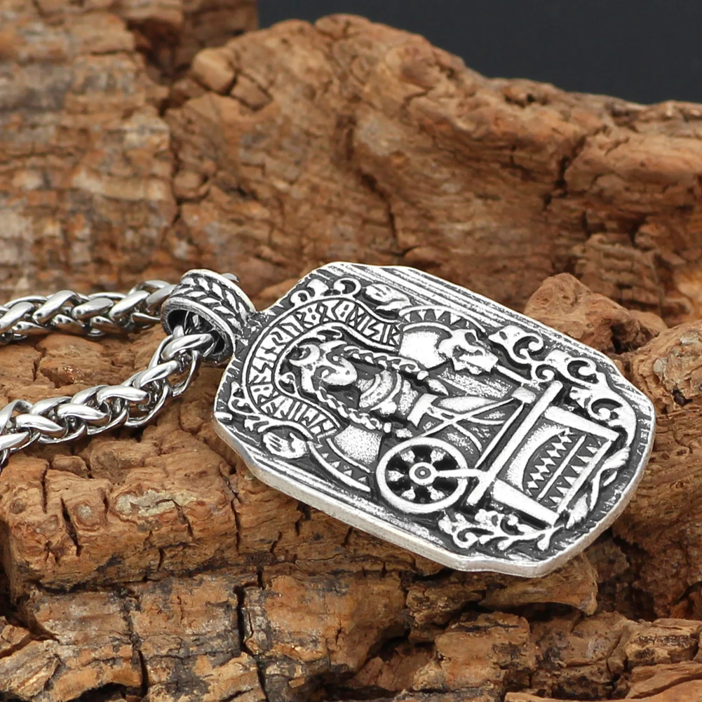 В стиле норвежских викингов в легендарных женщин и текстильной машины амулет