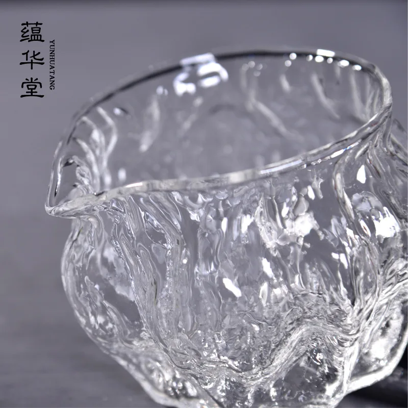 

Japanese Walnut Hammered Glass Fairy Cup, Thickened Heat-Resistant Tea Sea ,Tea Dispenser Kung Fu Tea Set , Chahai ,Gongdaobei
