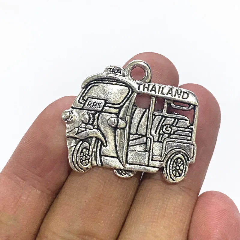 

12pcs Fashion Motor Tricycle Pendants Necklace Aesthetic Jewelry Making Supplies,Charms Jewelry Making Gifts For Women Finding