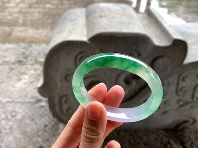 Отправить сертификат натуральные бирманские нефрита красивое