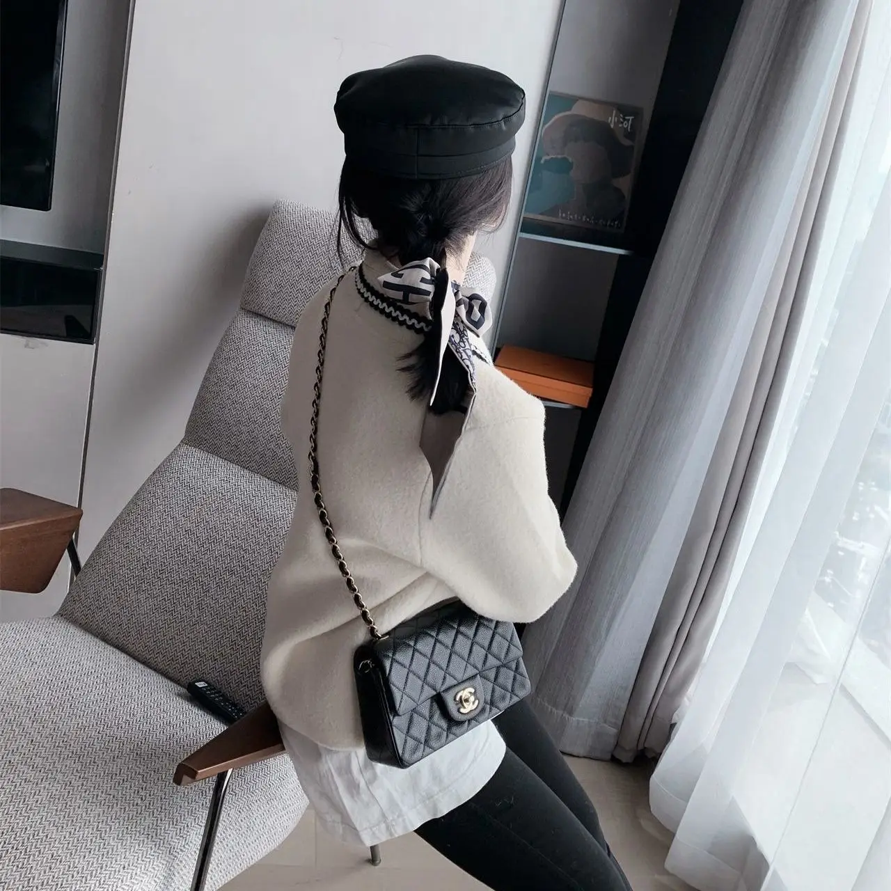 

Xiaoxiangfeng Popular Sweater Jacket Women 's Spring and Autumn 2021 New Fashion Versatile Small Top