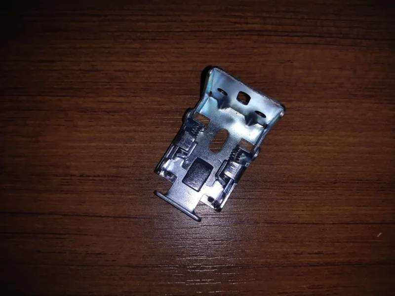 Настенный кронштейн для оконных жалюзи горизонтальный Venetain 25 мм|Декоративные