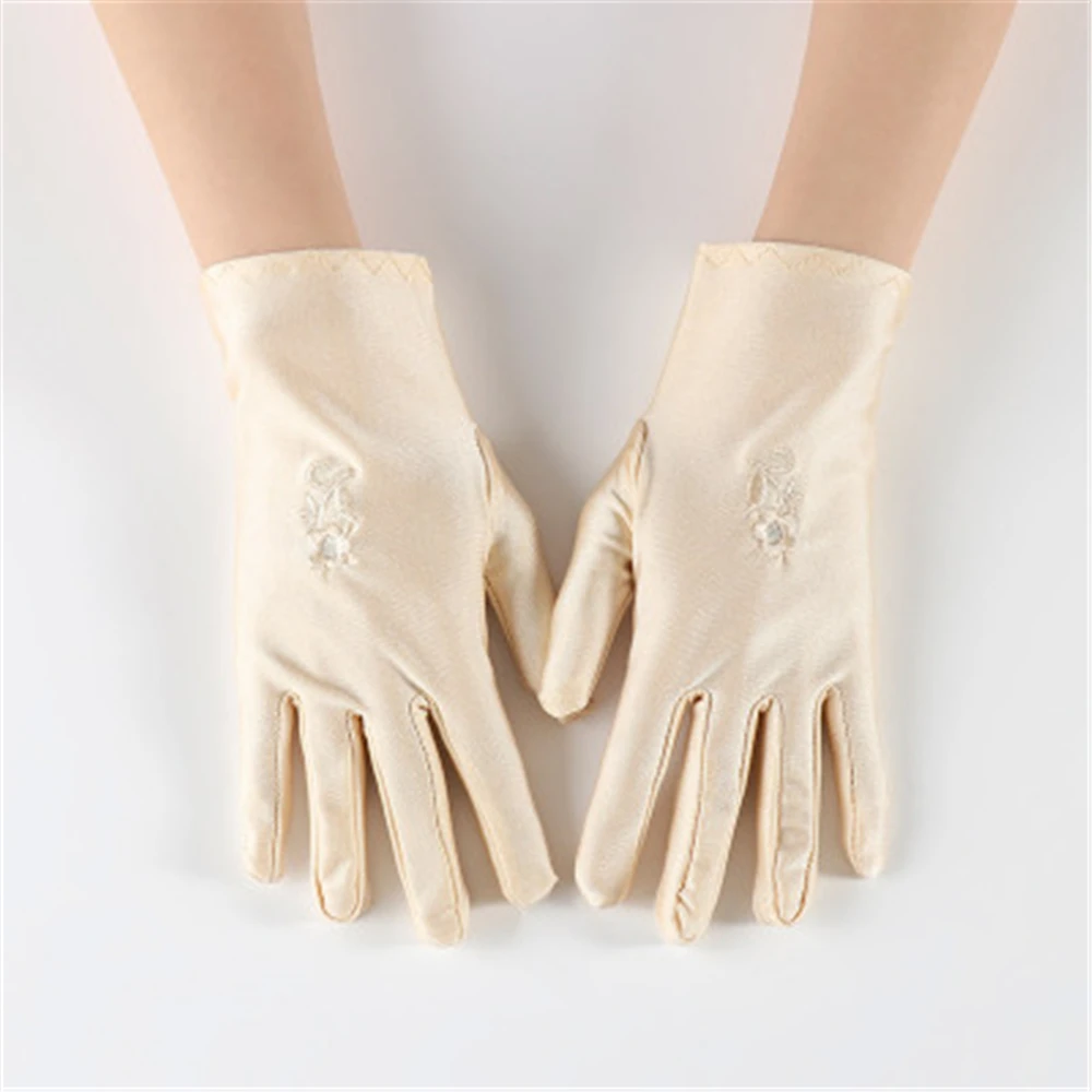 Перчатки женские солнцезащитные однотонные из спандекса с цветочной вышивкой