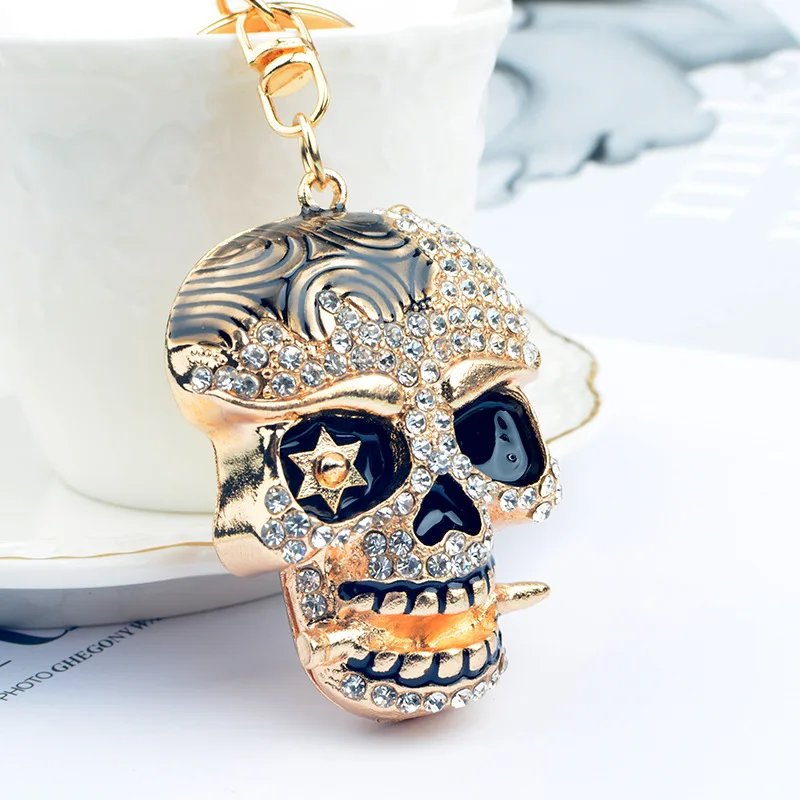 Женский брелок в виде черепа бриллиантовый для автомобиля модные ювелирные
