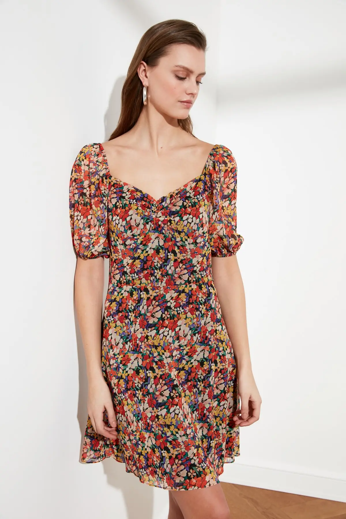 

Trendyol Balloon Sleeve Textured Dress TWOSS21EL1178