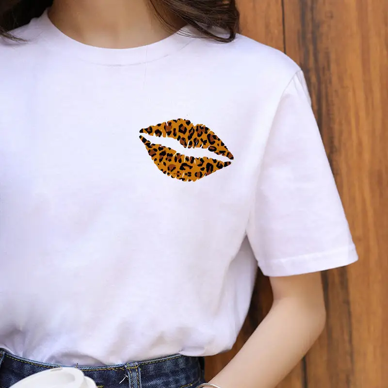 

Spring Summer Fashion Shirt Lips Leopard Graphic T Shirt Women Tops Base O-neck White Tees Kiss Leopard Lip Funny Girls Tshirt