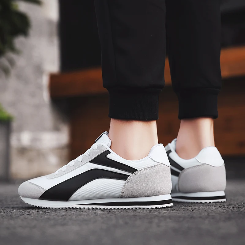 2019 New Lightweight training shoes Men Walking Shoes Comfortable Trainers Breathable Sports Running Sneakers красовки мужские |