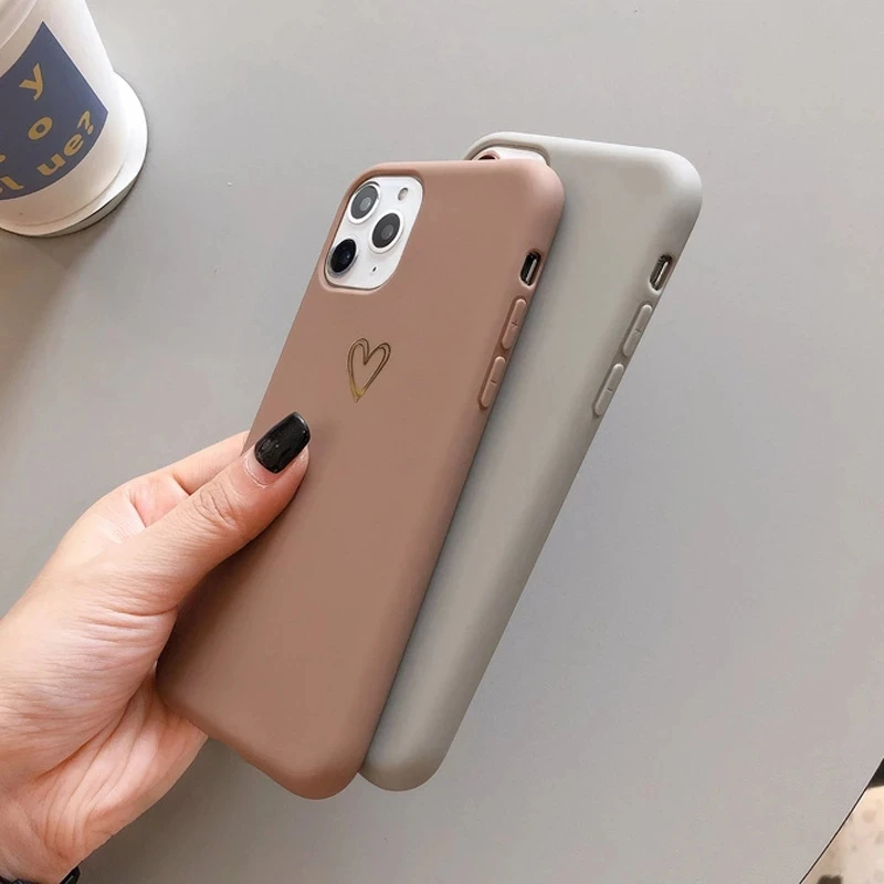 Simple Gold Love Heart Phone Case For iPhone 13 12 11 Pro Max XS Max XR X 7 8 Plus SE2020 12Mini Solid Color Soft TPU Back Cover