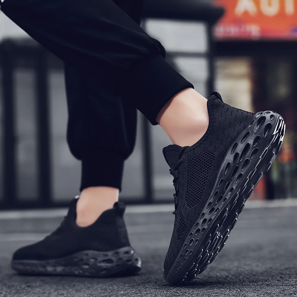 

Hot Sale Light Man Running Shoes Comfortable Breathable Men's Sneaker Casual Antiskid and Wear-resistant Jogging Men Sport Shoes