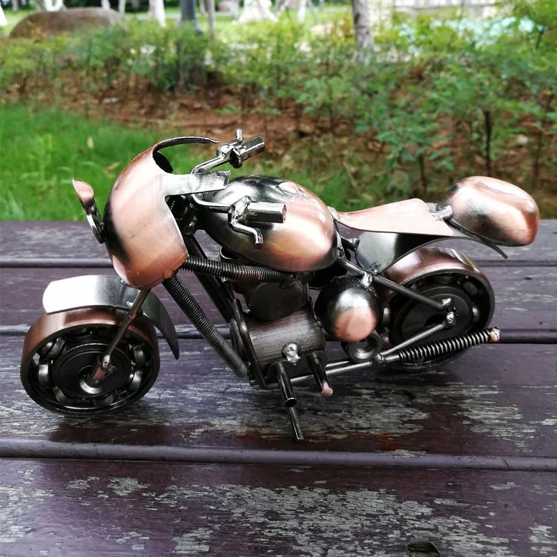 

Desk Decoration Motor Model Figurines Miniatures Personality Motorcycle Crafts Handmade Iron Crafts Retro Room Decoration
