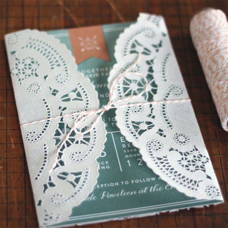 

100p Round Paper Lace Table Doilies Vintage Coasters Cake Holder Placemat For Christmas Wedding Party Table Decoration Gift Wrap