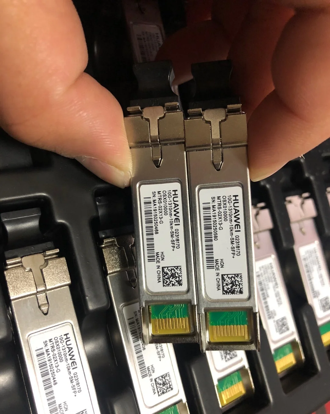 [100% Новинка] оригинальный модуль трансивера HUAWEI 10G 1310nm 10km SM SFP + iber OSX010000 LC