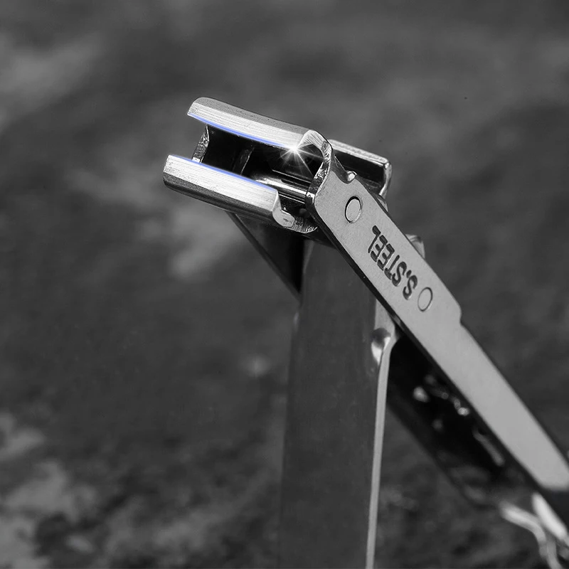 

1PC stainless steel nail clipper trimmer foldable 0.5cm ultra-thin portable scissor pedicure pedicure tool nail clippers