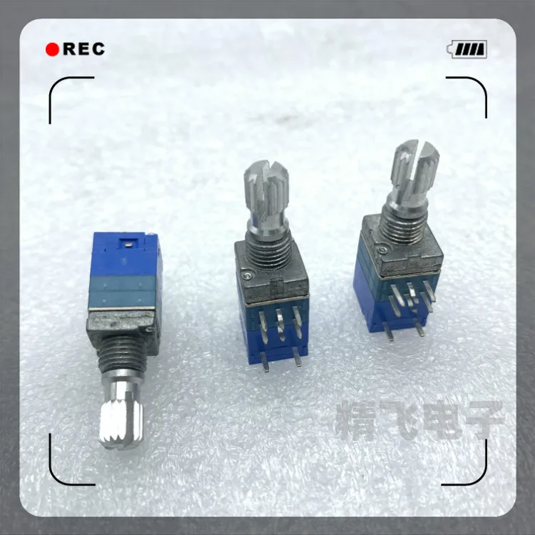 

Original New 100% V9M 15KW precision double potentiometer with switch A10K*2 shaft length 15MM