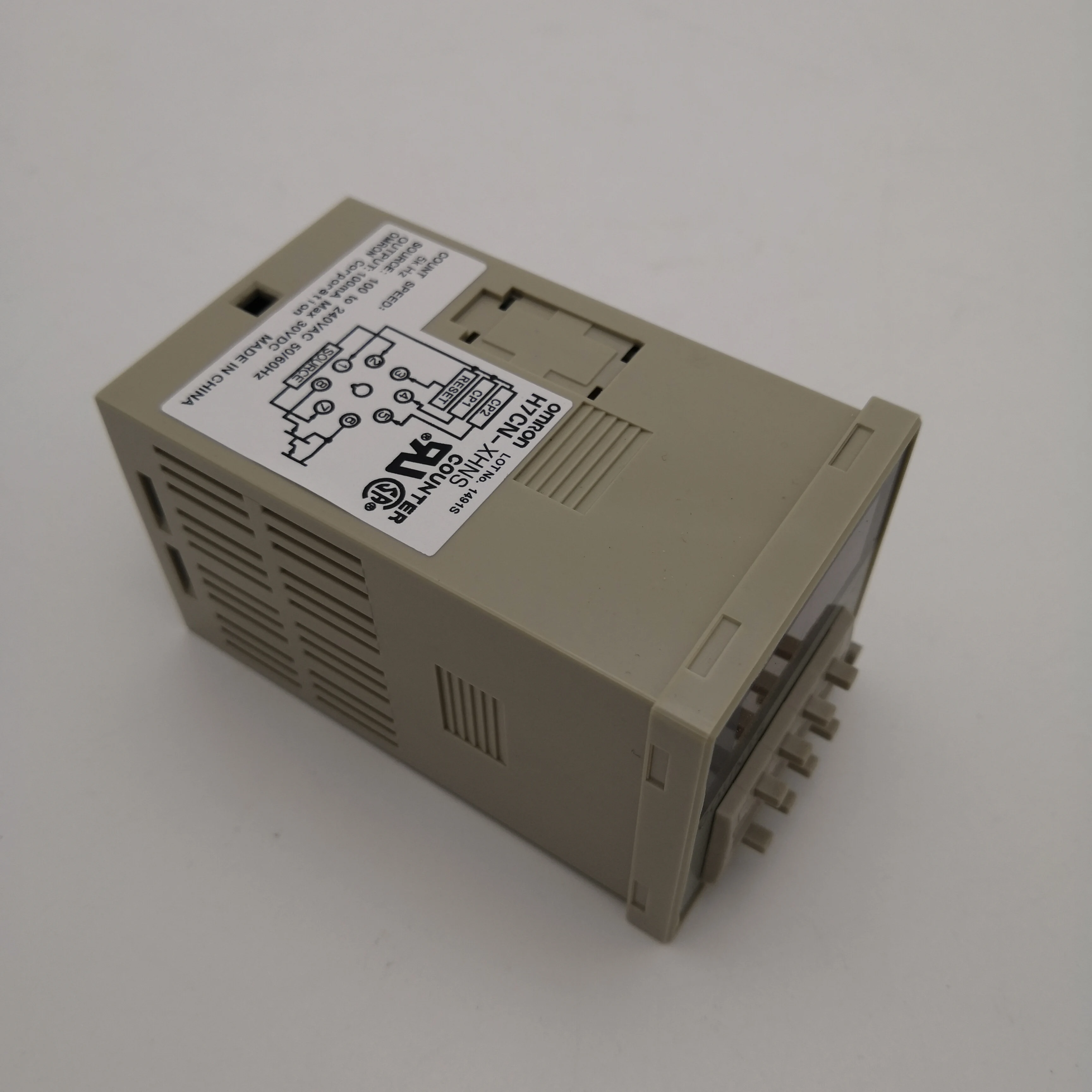 

OMRON D4NS-1DF D4NS-2DF Tongue Safety-door Switch