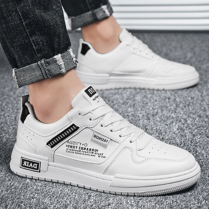

Spring men's shoes 2021 new breathable student board shoes Korean trend shoes men's all-match sports shoes