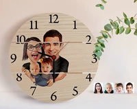 personalized family caricature of authentic wooden pallet saat 4