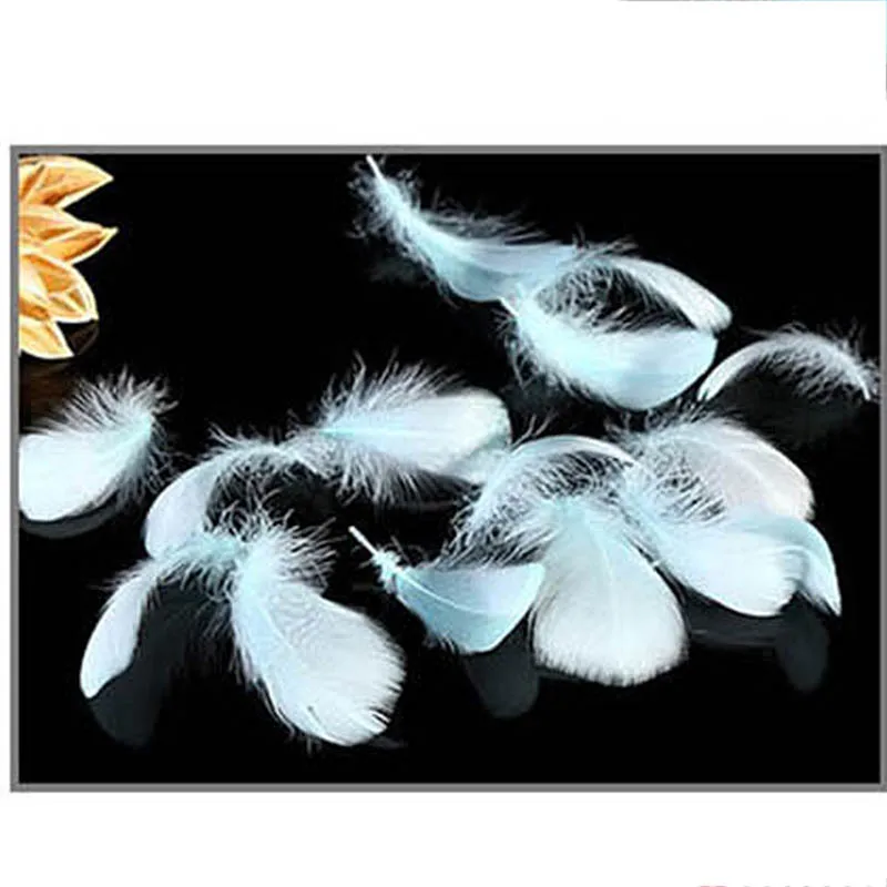 light blue Природные Перья 100 шт/Lot7-10cm маленькие плавающие гусиные перья красочные перья, пух для украшения паров ремесла - Цвет: light blue
