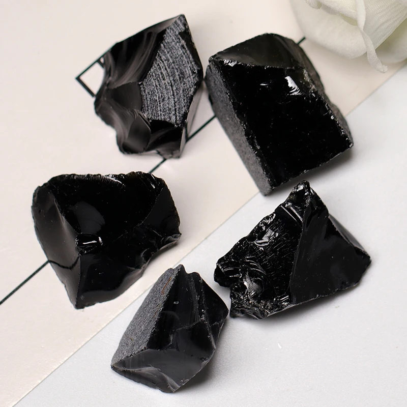 

Natural Crystal Original Quartz Ore Mineral Energy Stone Jewelry Mineral Specimen DIY Gift Seven Chakra Healing Stone